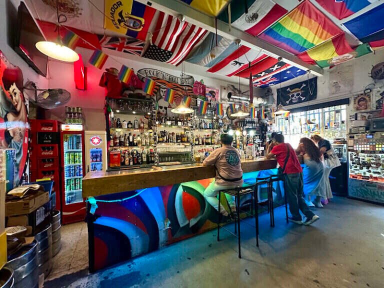 DILEMA, bar o restaurante en Macarena, Sevilla