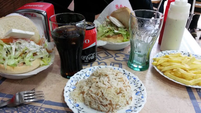 Doger Kebab, bar o restaurante en Alcalá de Guadaíra, Sevilla