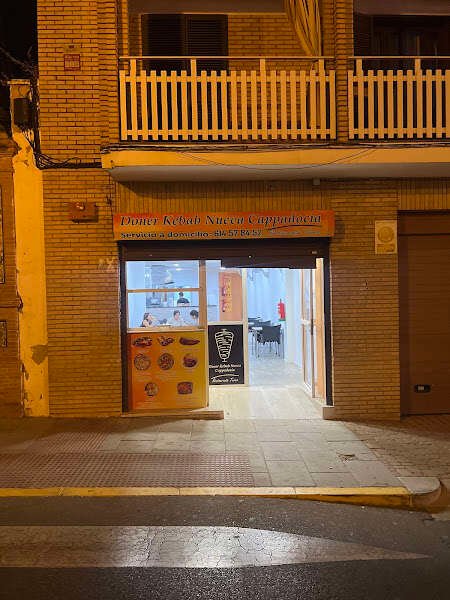 Doner Kebap Nueva Cappadocia, bar o restaurante en Alcalá de Guadaíra, Sevilla
