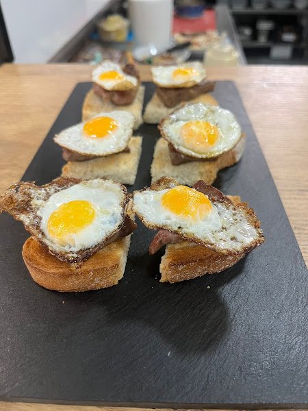D`sara Brasas, bar o restaurante en Sevilla Este, Sevilla