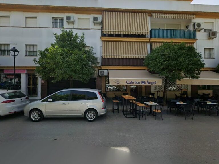 El Despacho Bar-Cafeteria, bar o restaurante en Carmona, Sevilla