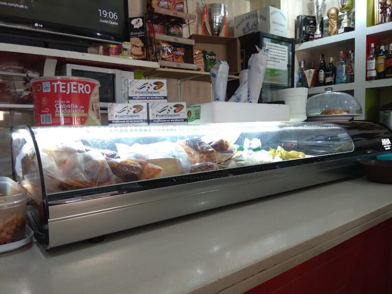 El Moli, bar o restaurante en Los Palacios y Villafranca, Sevilla
