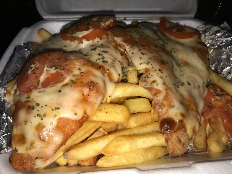 Freiduria El Pollo Loco, bar o restaurante en Bellavista, Sevilla