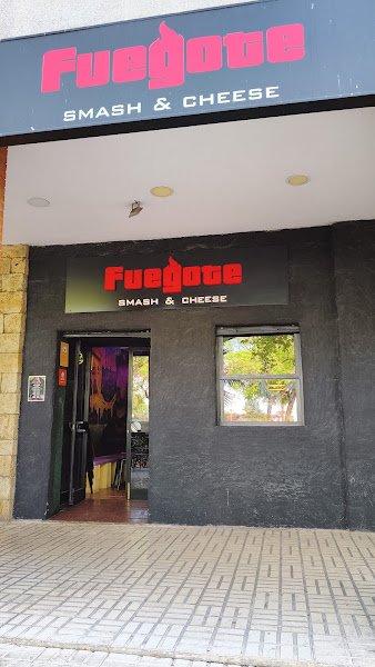 Fuegote (Smash & Cheese), bar o restaurante en Sevilla Este, Sevilla