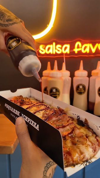 El Arenal, Sevillaのバーまたはレストラン、Guialto Pocket Pizzas