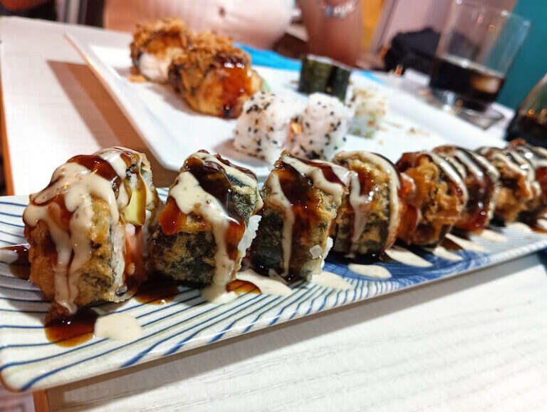 KALIMA Sushi Poké Beer, bar o restaurante en Alcalá de Guadaíra, Sevilla