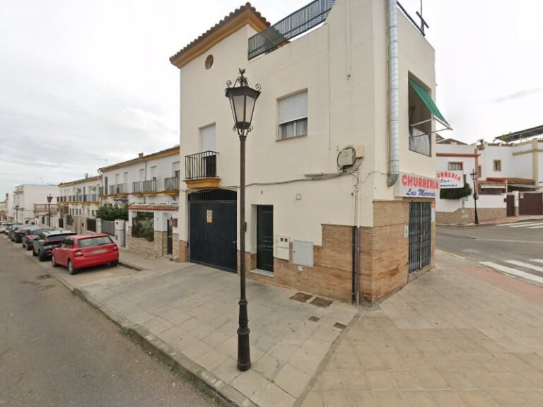 Kebab Palomares, bar o restaurante en Palomares del Río, Sevilla