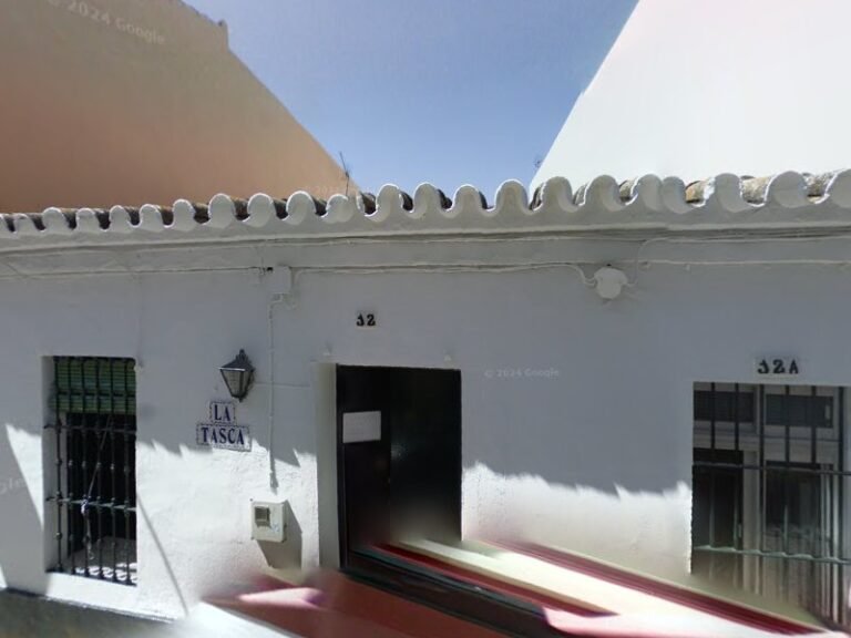 La Antigua Tasca, bar o restaurante en Gines, Sevilla