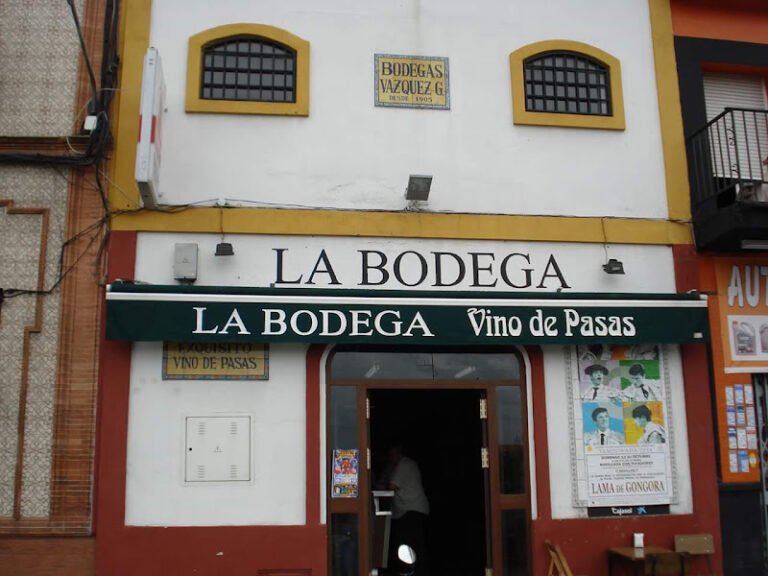 La Bodega de Baldomero, bar o restaurante en Camas, Sevilla