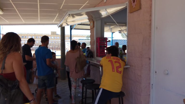 La Cantina de Vistazul, bar o restaurante en Dos Hermanas, Sevilla