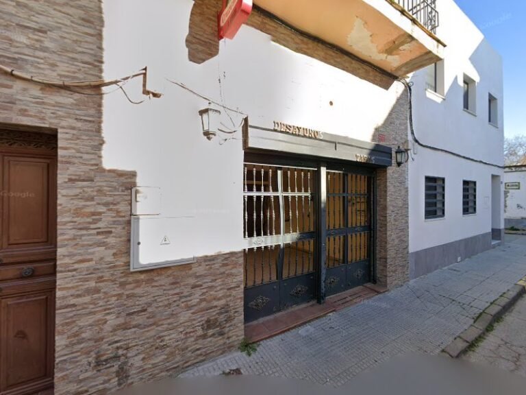 La Chuza Desayunos, bar o restaurante en Los Palacios y Villafranca, Sevilla