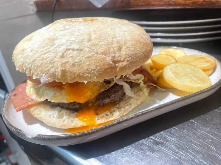 La Miga de Oro, bar o restaurante en Los Palacios y Villafranca, Sevilla