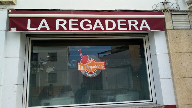 La Regadera, bar o restaurante en Carmona, Sevilla