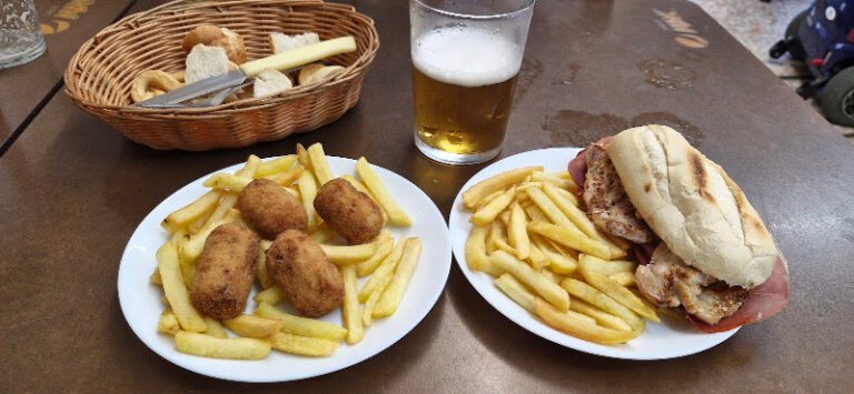 La salaita, bar o restaurante en Cerro del Águila, Sevilla