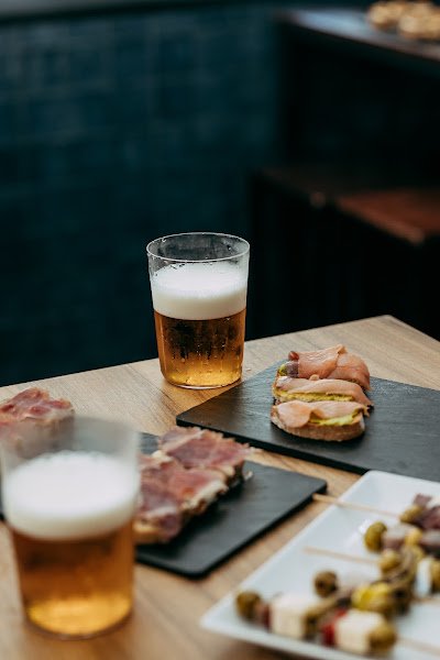 La Tremenda Cervecería, bar o restaurante en Sevilla Este, Sevilla