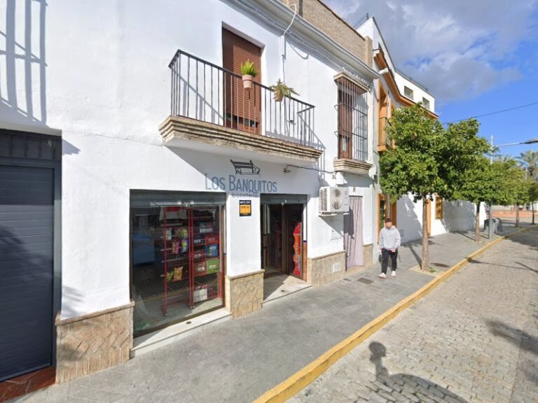 Los Banquitos, bar o restaurante en Salteras, Sevilla