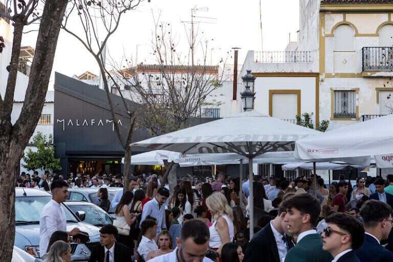MALAFAMA, bar o restaurante en Los Palacios y Villafranca, Sevilla