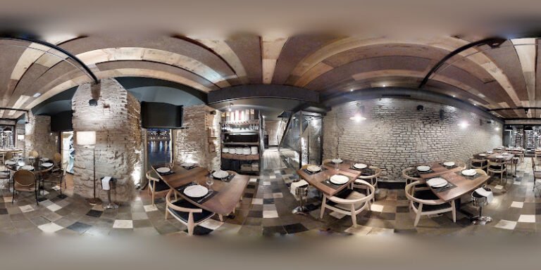 MaríaTrifulca, bar o restaurante en Triana, Sevilla