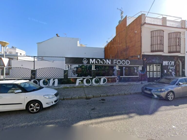 Moon Food, bar o restaurante en Los Palacios y Villafranca, Sevilla