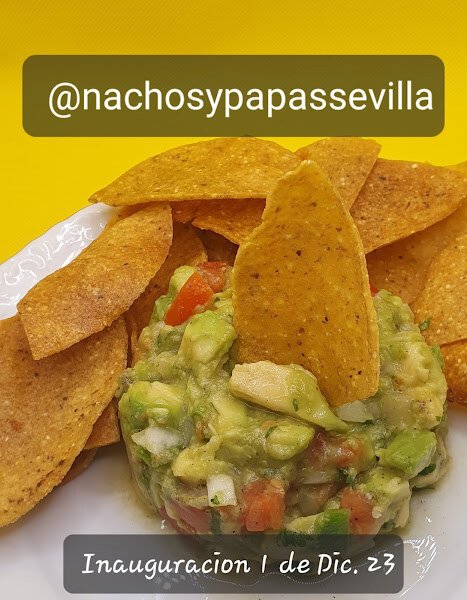 Nachos y Papas, bar o restaurante en Macarena, Sevilla