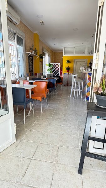Nazaret Cafetería, bar o restaurante en Pilas, Sevilla