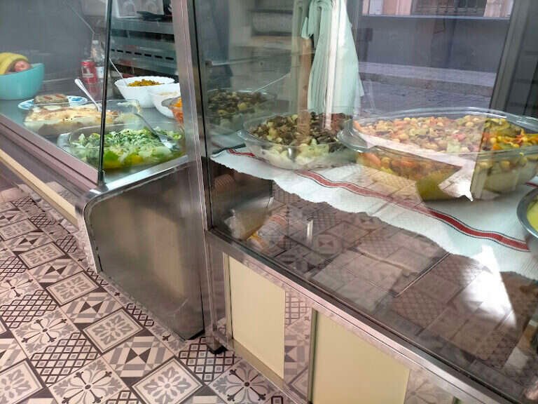 Panino&Piú Comida para llevar, bar o restaurante en Centro, Sevilla