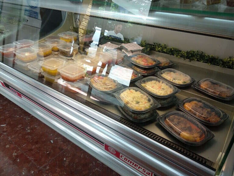 Pelaito’s Takeaway, bar o restaurante en Dos Hermanas, Sevilla