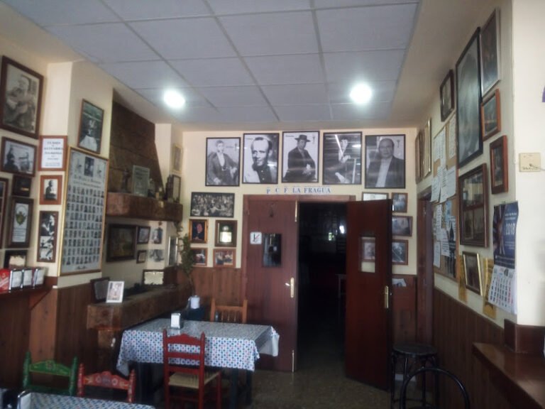 Peña Flamenca Bellavista – La Fragua, bar o restaurante en Bellavista, Sevilla