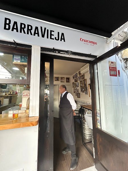 Peña Flamenca Cultural de Tomares by Taberna Barra Vieja, bar o restaurante en Tomares, Sevilla