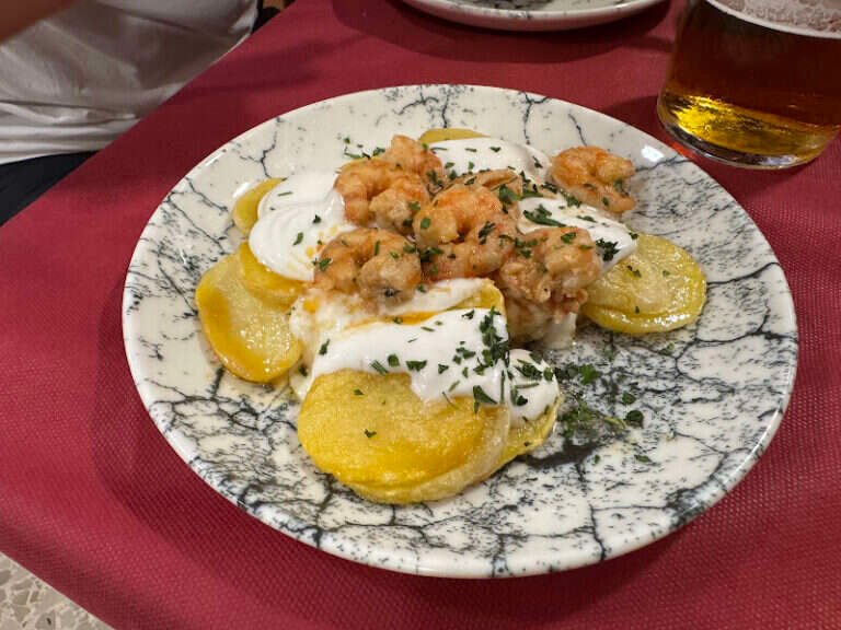 Peña Sevillista Deportiva y Recreativa de Bellavista, bar o restaurante en Bellavista, Sevilla