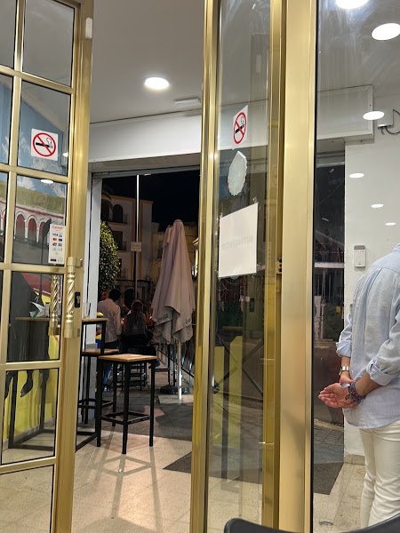 Pisando Albero, bar o restaurante en Alcalá de Guadaíra, Sevilla