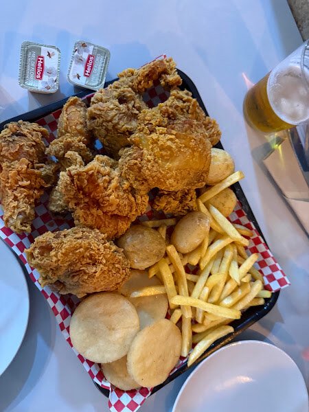 Pollos Crispin, bar o restaurante en Cerro del Águila, Sevilla