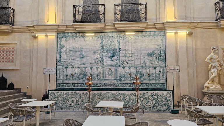 Restaurante Casa Moral, bar o restaurante en Los Palacios y Villafranca, Sevilla