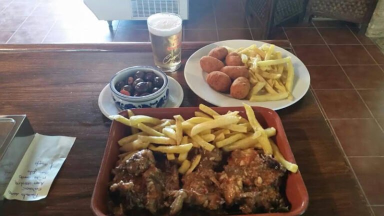 Restaurante Entorno Doñana, bar o restaurante en Bollullos de la Mitación, Sevilla