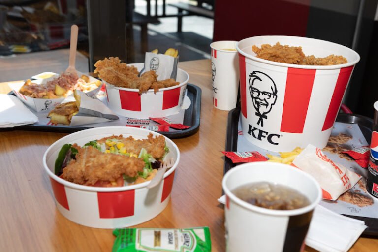 Restaurante KFC, bar o restaurante en Dos Hermanas, Sevilla