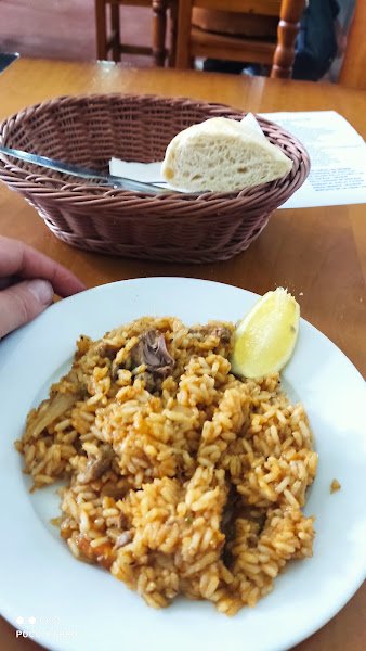 Restaurante Los Palillos, bar o restaurante en Alcalá de Guadaíra, Sevilla