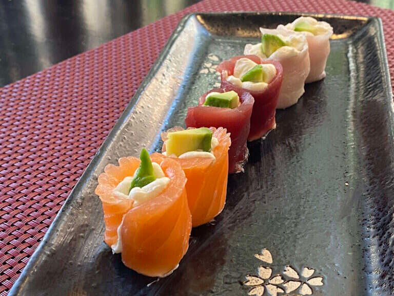 Restaurante SUSHI CHAKI, bar o restaurante en Los Remedios, Sevilla
