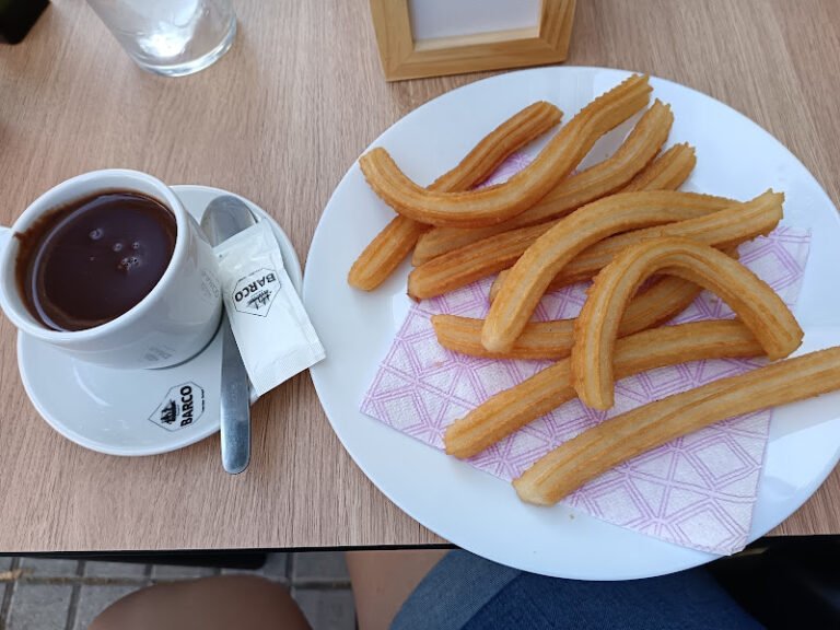 Santo Churro, bar o restaurante en Sevilla