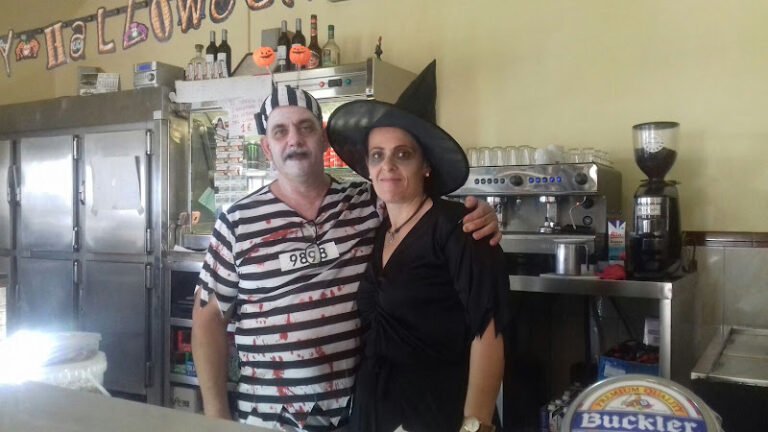 Semilleria La Moncloa, bar o restaurante en Alcalá de Guadaíra, Sevilla