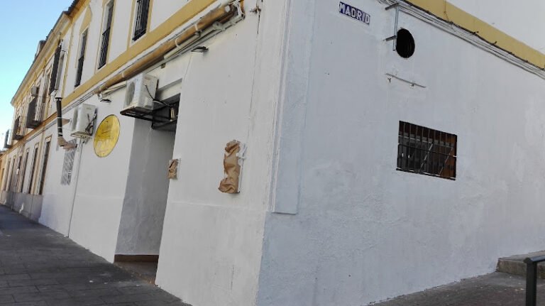 Taberna Carga Y Vete, bar o restaurante en Alcalá de Guadaíra, Sevilla