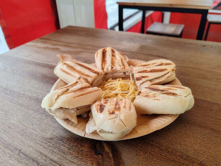 Taberna el botellin, bar o restaurante en Alcalá de Guadaíra, Sevilla