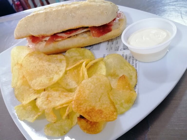 Taberna El Mirador, bar o restaurante en Los Palacios y Villafranca, Sevilla