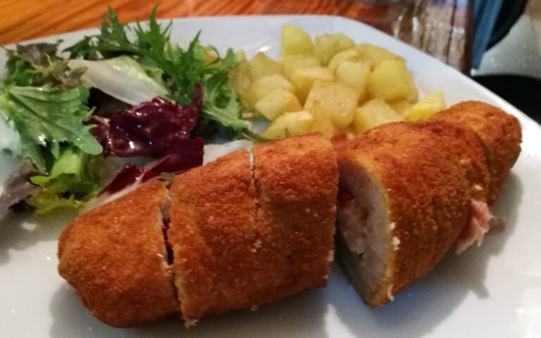 Taberna La Picassiana, bar o restaurante en Alcalá de Guadaíra, Sevilla