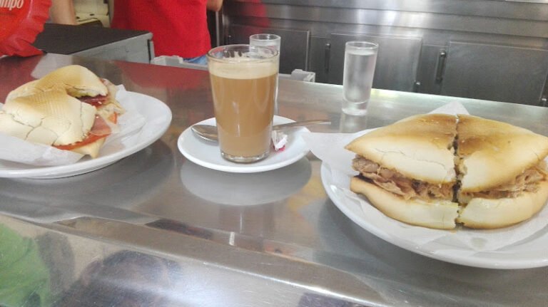Taberna los Romeros, bar o restaurante en Alcalá de Guadaíra, Sevilla