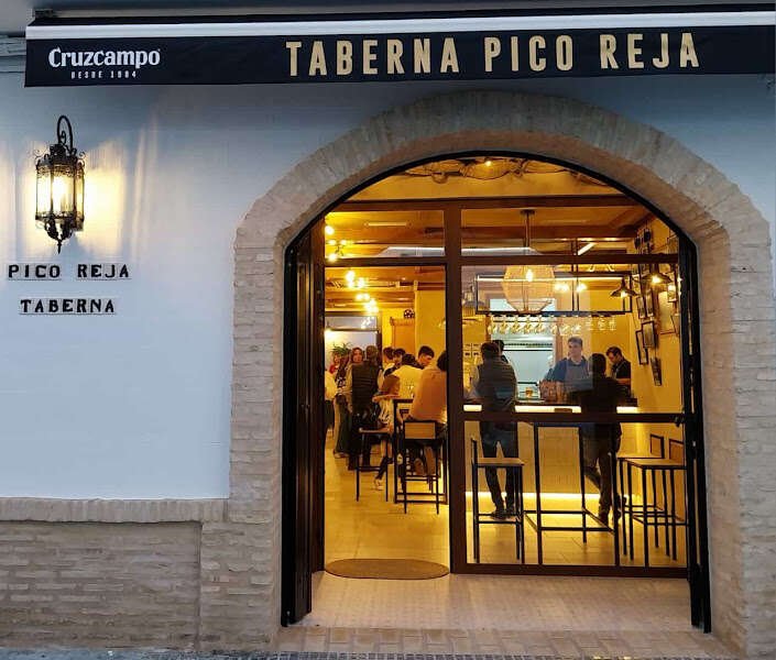 Taberna Pico Reja, bar o restaurante en Los Palacios y Villafranca, Sevilla