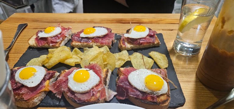 Tendido 5, bar o restaurante en Dos Hermanas, Sevilla