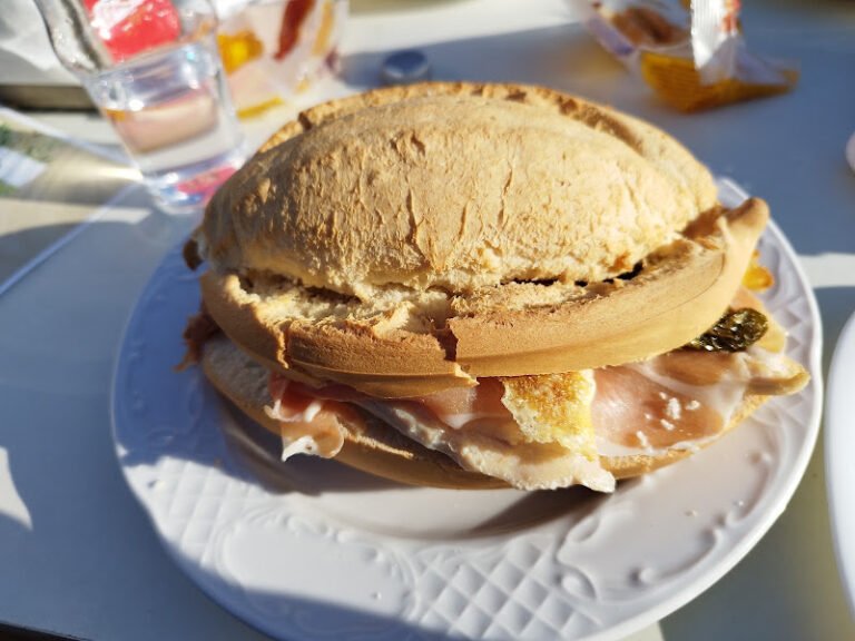 Venta La Arenita Ya Veremos, bar o restaurante en Utrera, Sevilla